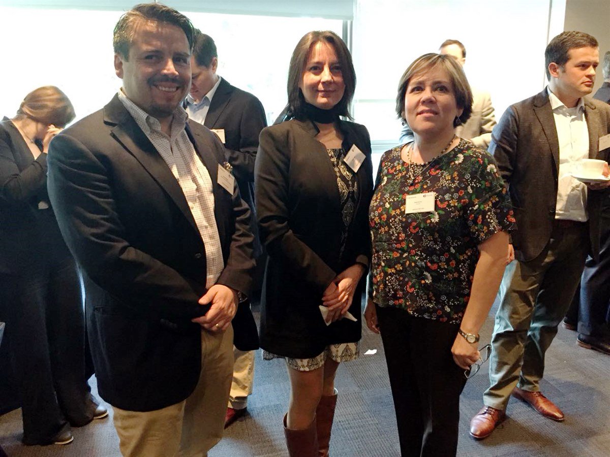 mundomaritimo's tweet photo. Incertidumbre y traspaso de costos a los usuarios fueron tratados en Seminario #IMO 2020  @Armada_Chile @navieraschile #ABCBunkerOil #FutureEvents  https://t.co/rkSCTobaSf https://t.co/nxpLGWhaWV