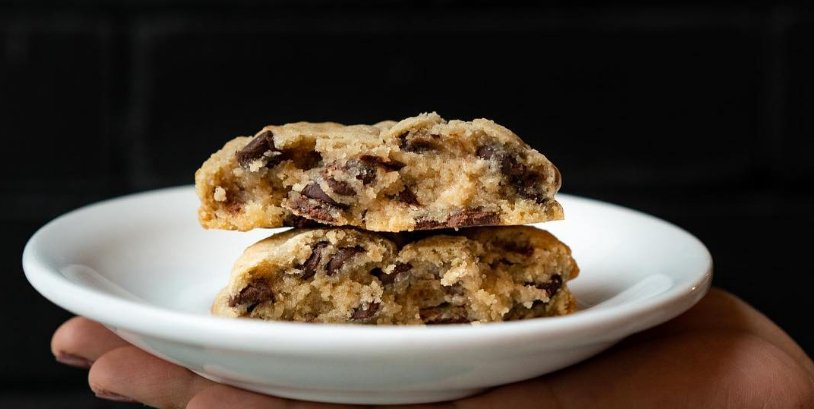 Kinectiv's tweet image. Oh my! What do we have here?! A sweet treat from our shoot at @commonwealthonq!