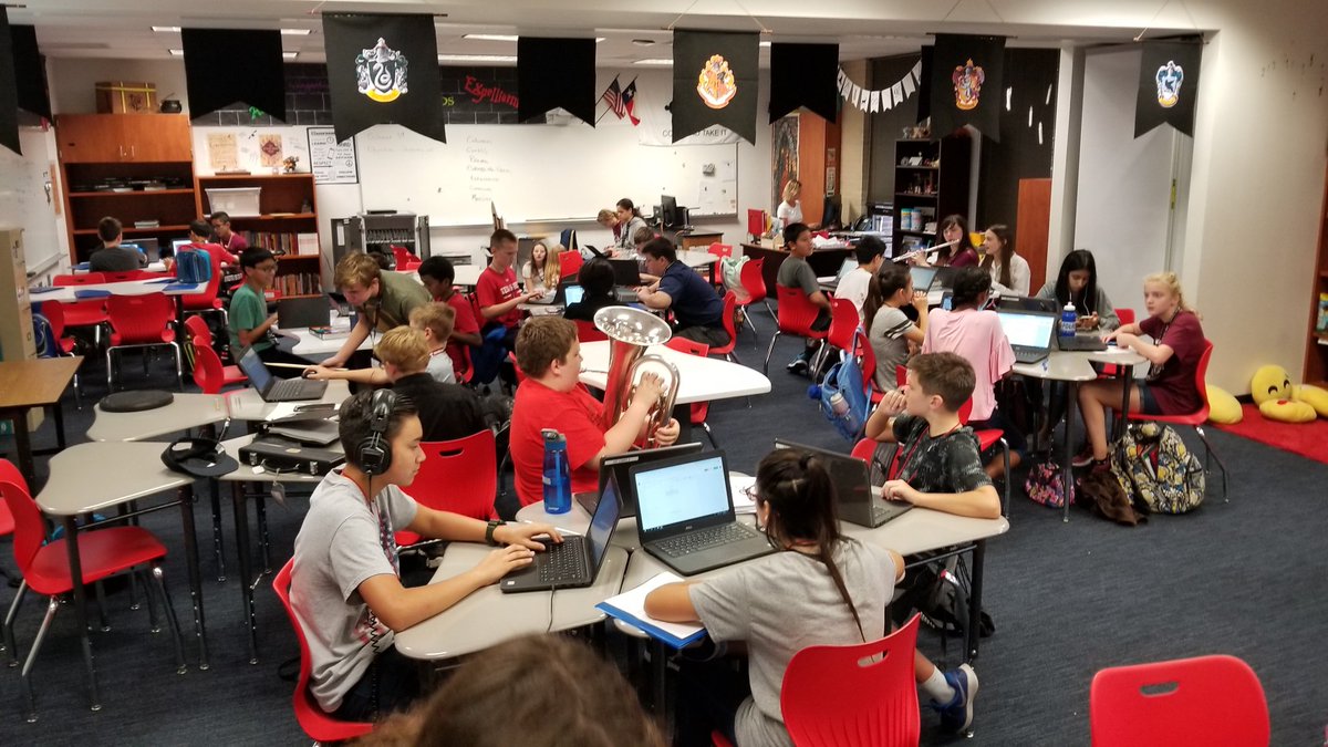 CurtisMrsAllen's tweet photo. GEMS in action #learningbeyondthewalls https://t.co/fblAeifnST