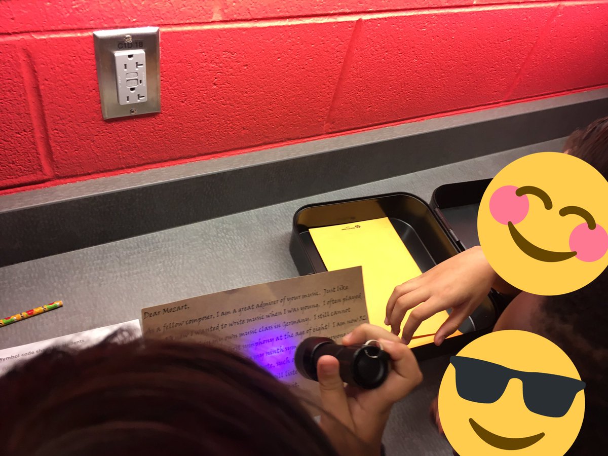 NFESMusic's tweet photo. 4th graders exploring the Breakout Edu kits. Students needed teamwork and perseverance to beat the clock and unlock their prize! #NFESCommits #weareVPA https://t.co/5XGfq9BWLo