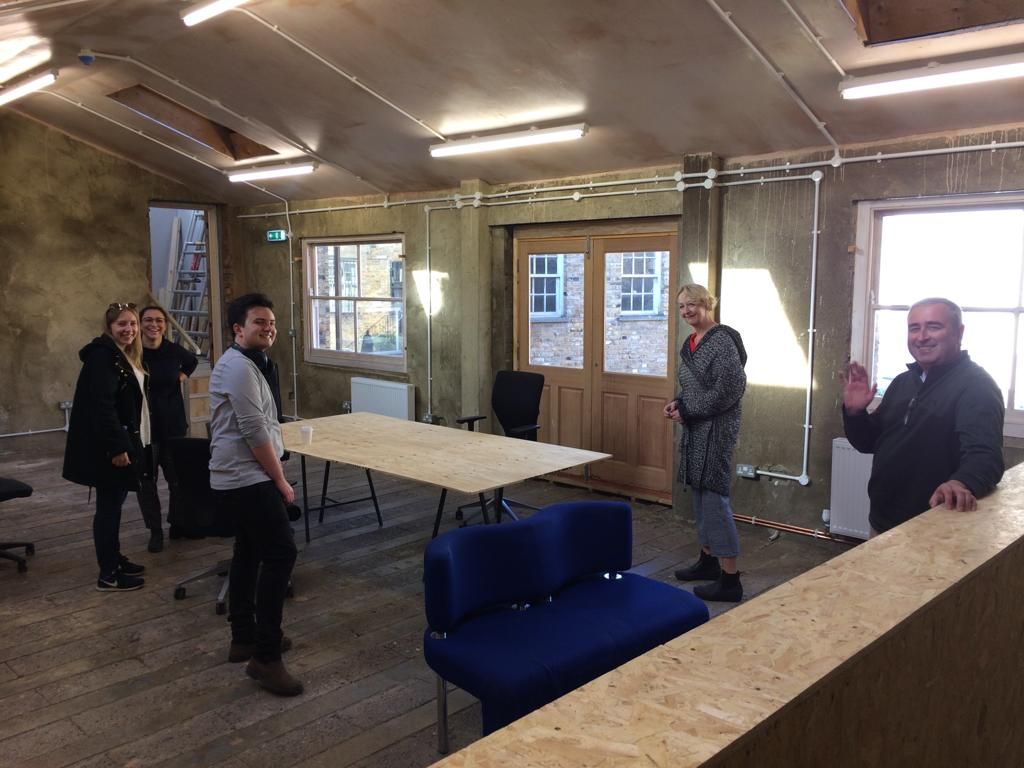 BigHouseTheatre's tweet image. BIG NEWS! We've moved! New Address: 151 Englefield Road. Still a fair bit to do before it's finished though... 🏠 #thebiggerhouse #MoveOnUp