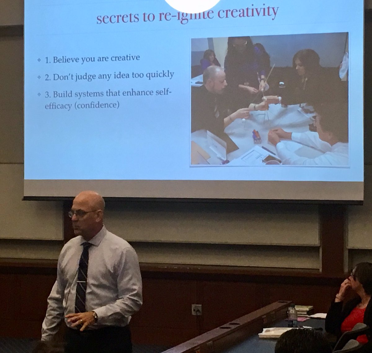 leaninsiderblog's tweet photo. David Veech, author of “Leadersights,” presenting at the  #LPPDE18 conference! @davidveech @LPPDE #leadership #workplaceculture #workplacecreativity https://t.co/OCPRfi7NxL