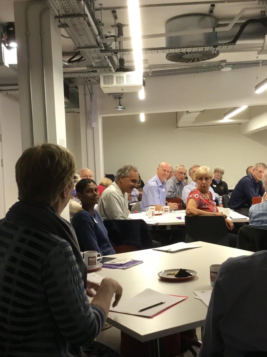 u3a_UK's tweet photo. @U3A_UK Subject Advisers discussing among other things, volunteering, communications, U3A groups & how technology can support learning. Thank you @Sal_Cooke
Representing subjects from Sailing to Climate Change. So much expertise in one room!
#LearningNotLonely
@SamMauger2 https://t.co/0OihQP1YQP