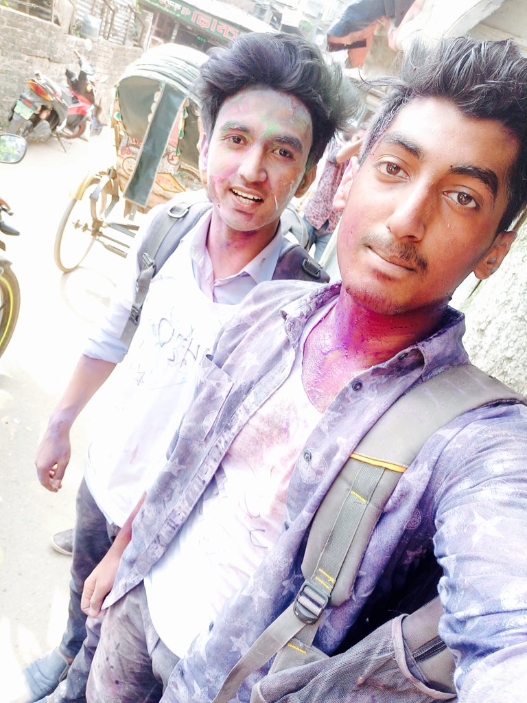 aryanw_LH's tweet photo. Onek miss korbo din gulo..
#
#Rag_Day https://t.co/0xyc7ceIY3