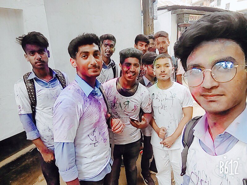 aryanw_LH's tweet photo. Onek miss korbo din gulo..
#
#Rag_Day https://t.co/0xyc7ceIY3