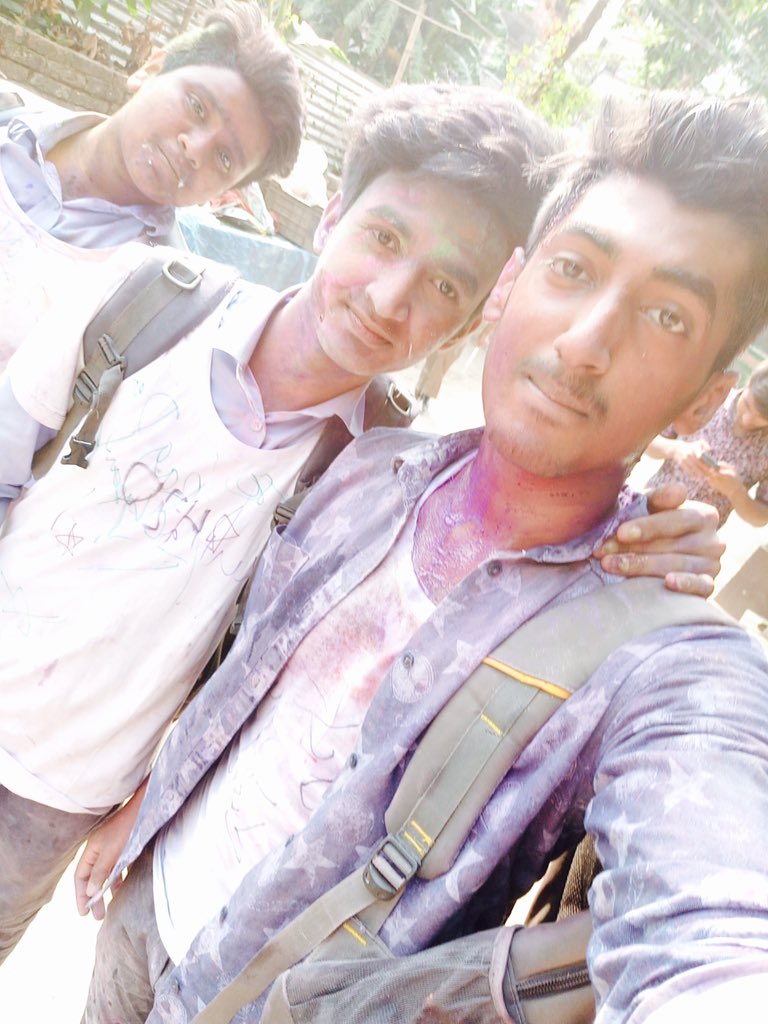 aryanw_LH's tweet photo. Onek miss korbo din gulo..
#
#Rag_Day https://t.co/0xyc7ceIY3