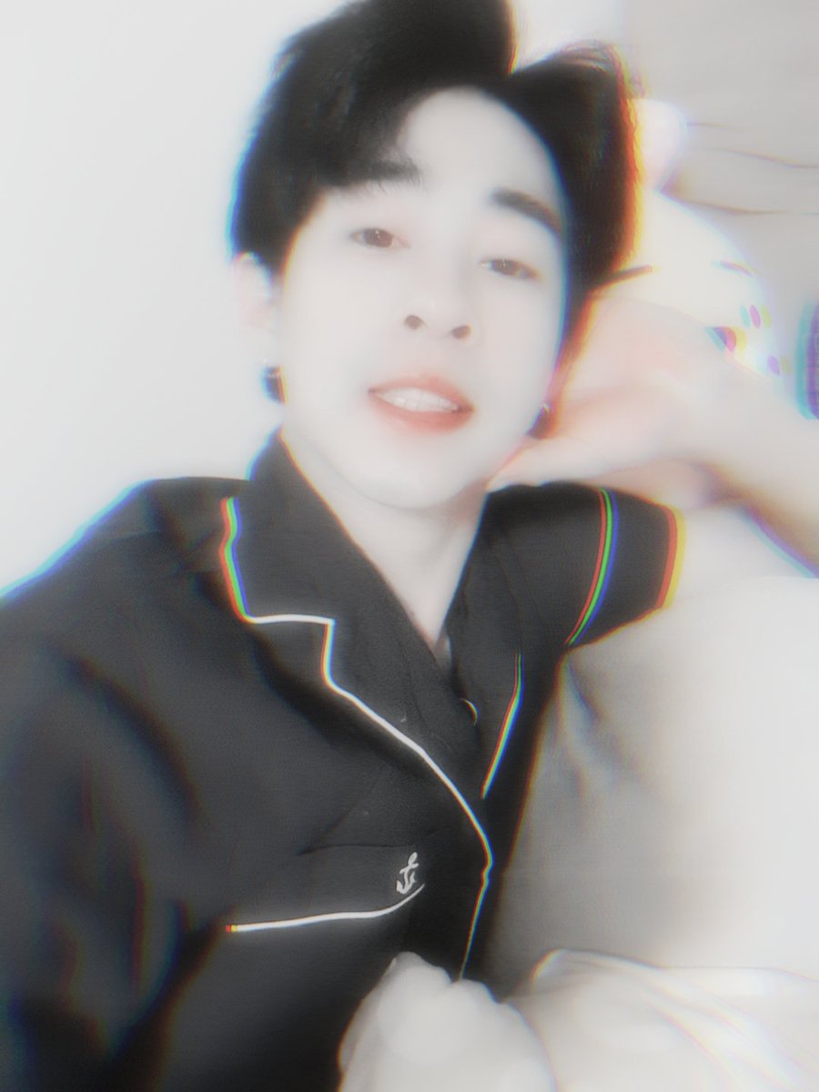 AxisB_Juno's tweet photo. 히사시부리노 오야스미~🤗👋 https://t.co/U9GQtVwoOV