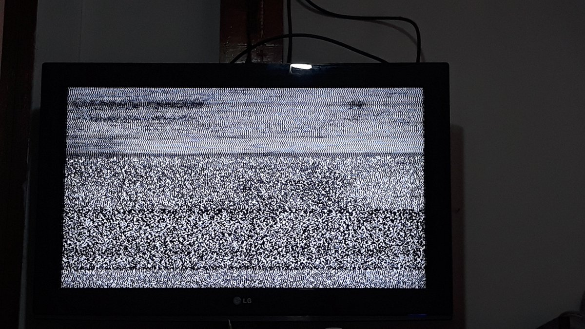 johannabozo's tweet photo. Cuánto tiempo más debo esperar para tener el servicio de Internet y cable que pago al precio que ustedes se les ocurre cada mes??? @InterCliente #INTERESTAFA @sundde_ve @trafficMGTA ESTO ES LO ÚNICO QUE PUEDO VER GRACIAS A USTEDES. https://t.co/7zKkhZVDB3