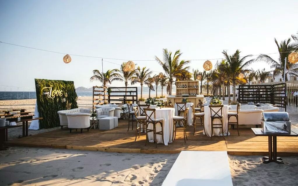 BarceloLosCabos's tweet photo. We offer an unrivalled setting for a dream wedding in Los Cabos. 💍❤️🤵👰

For more information for your wedding, please visit https://t.co/WWDskweIlL 

#BarceloWeddings #CaboWeddings #weddingWednesday #LosCaboswedding #Wedding https://t.co/Oy1SGLNXXW