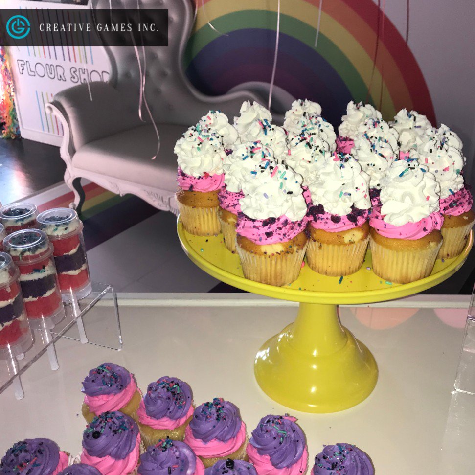 CreativeGamesNY's tweet photo. Pictures just don't do these #delectable #cupcakes justice: https://t.co/6i5U5hYb31 https://t.co/cCnXhT9SIC