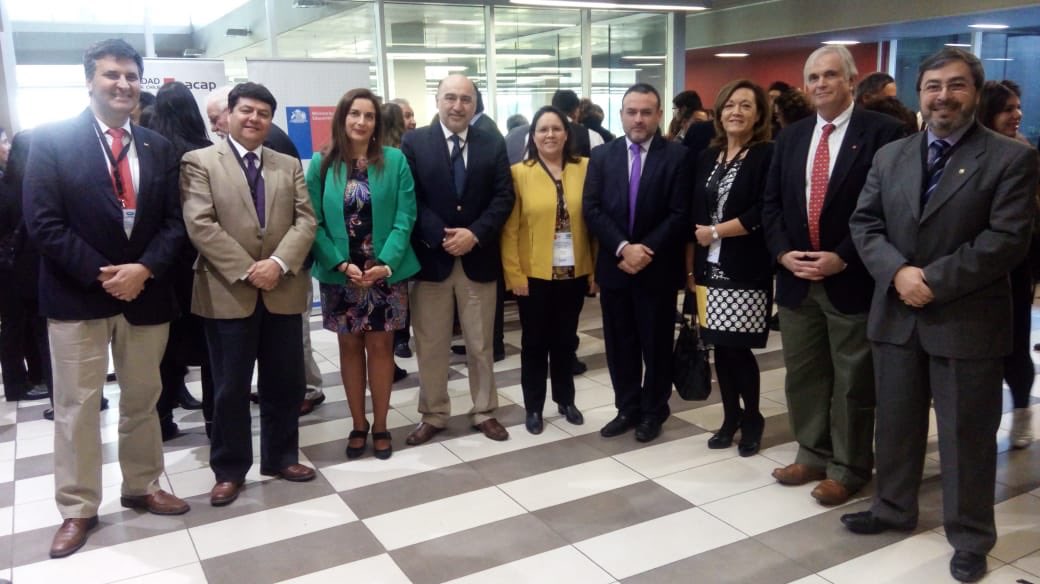 Junto a rectores de #CFTestatales y del @cftcruch en Seminario Internacional  “Desarrollando competencias técnicas para todos en las economías APEC” organizado por  <a href="/MINEDUC/">Ministerio de Educación</a>- APEC - INACAP