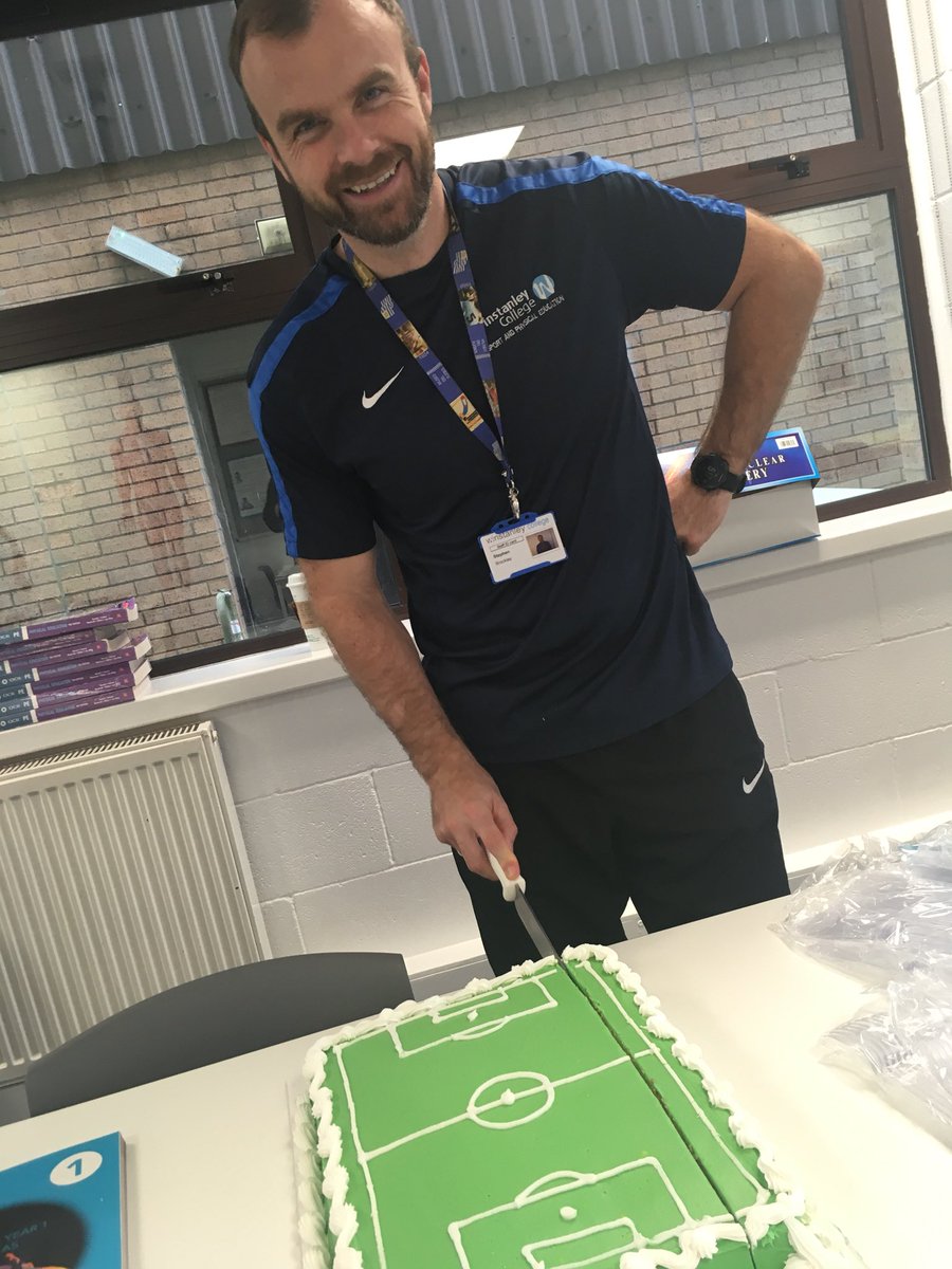 WinFitGym's tweet photo. Ready to feed you... come on over to P.E. In N4 #yumyum @winstanleycoll https://t.co/V7krnzxhD1