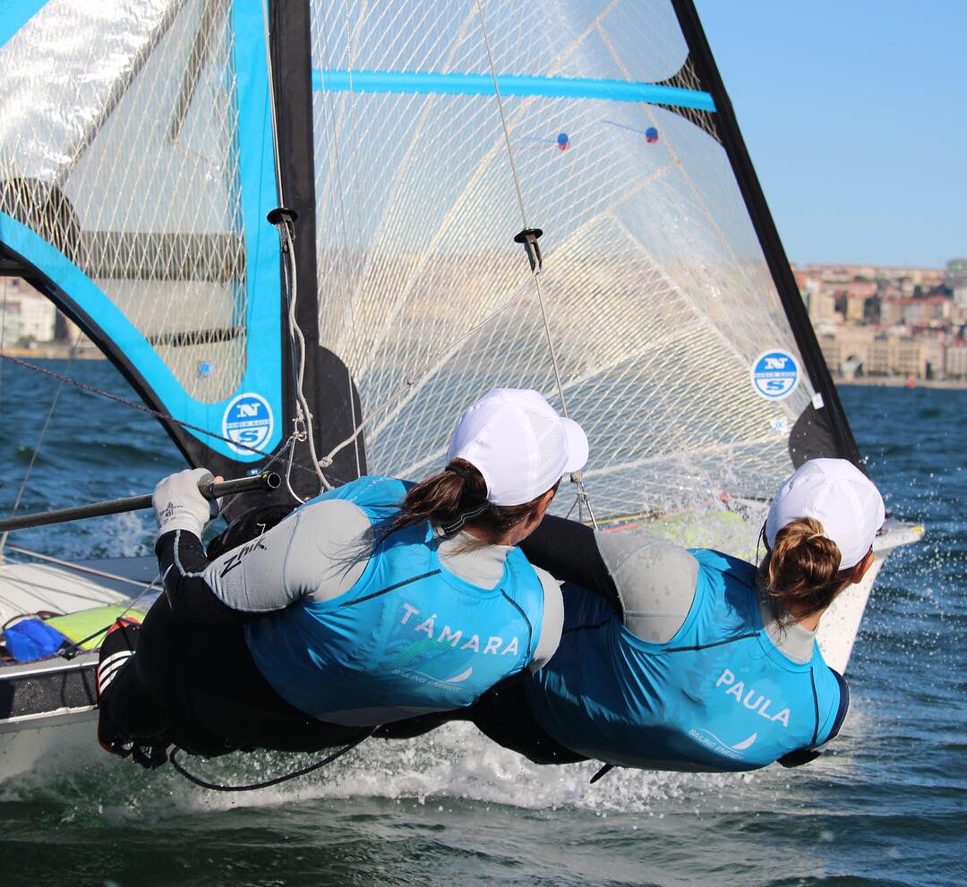 PBarceloPodium's tweet image. Contentas de volver a estar a bordo juntas!! Viento y sol para el primer día de entrenamiento!! A trabajar!
@equipomovistar #sailingenergy @OceanSunglasses #rfev  @cnarenal #alpharopes