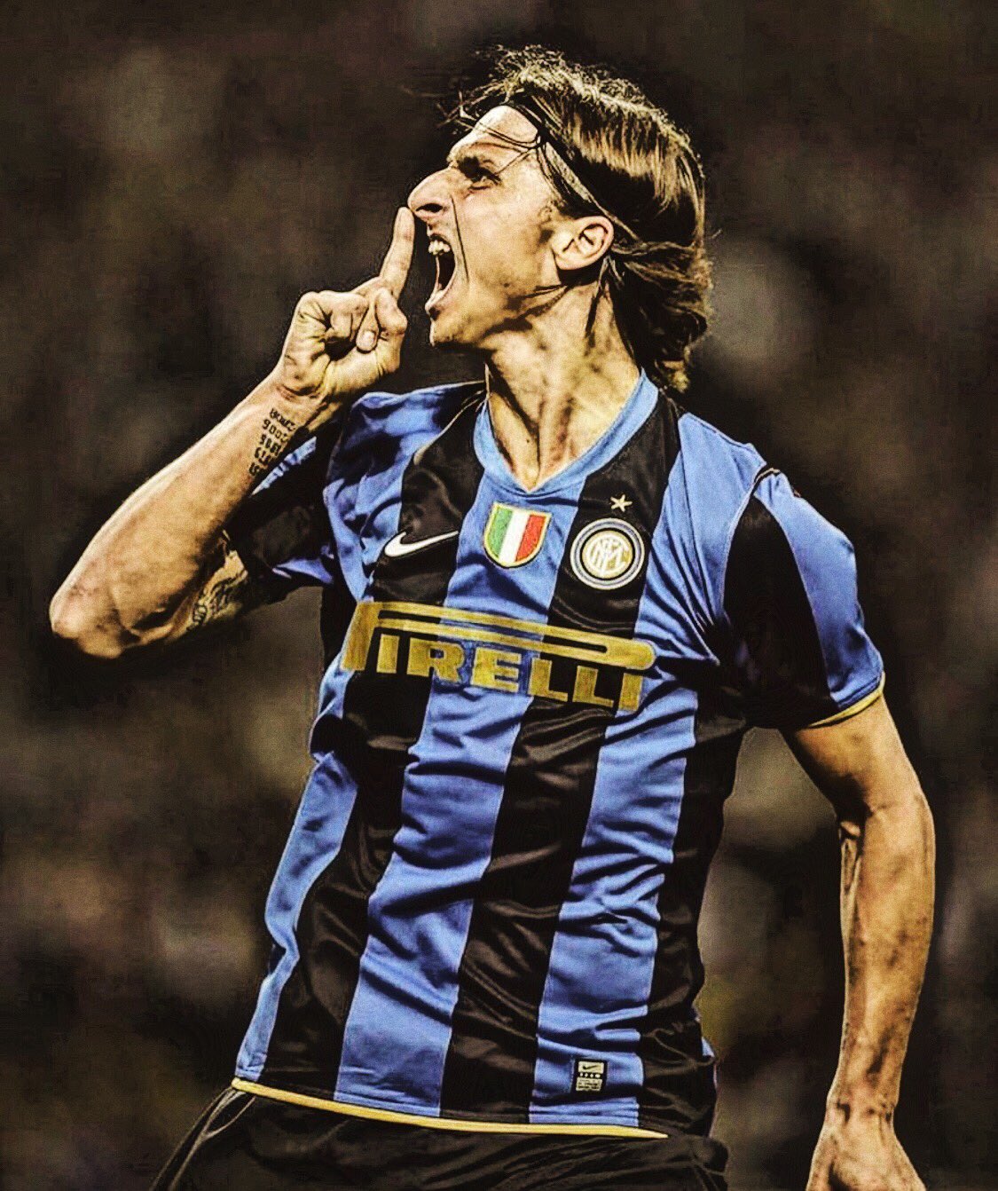 Happy 37th birthday to the one and only Zlatan Ibrahimovic! 