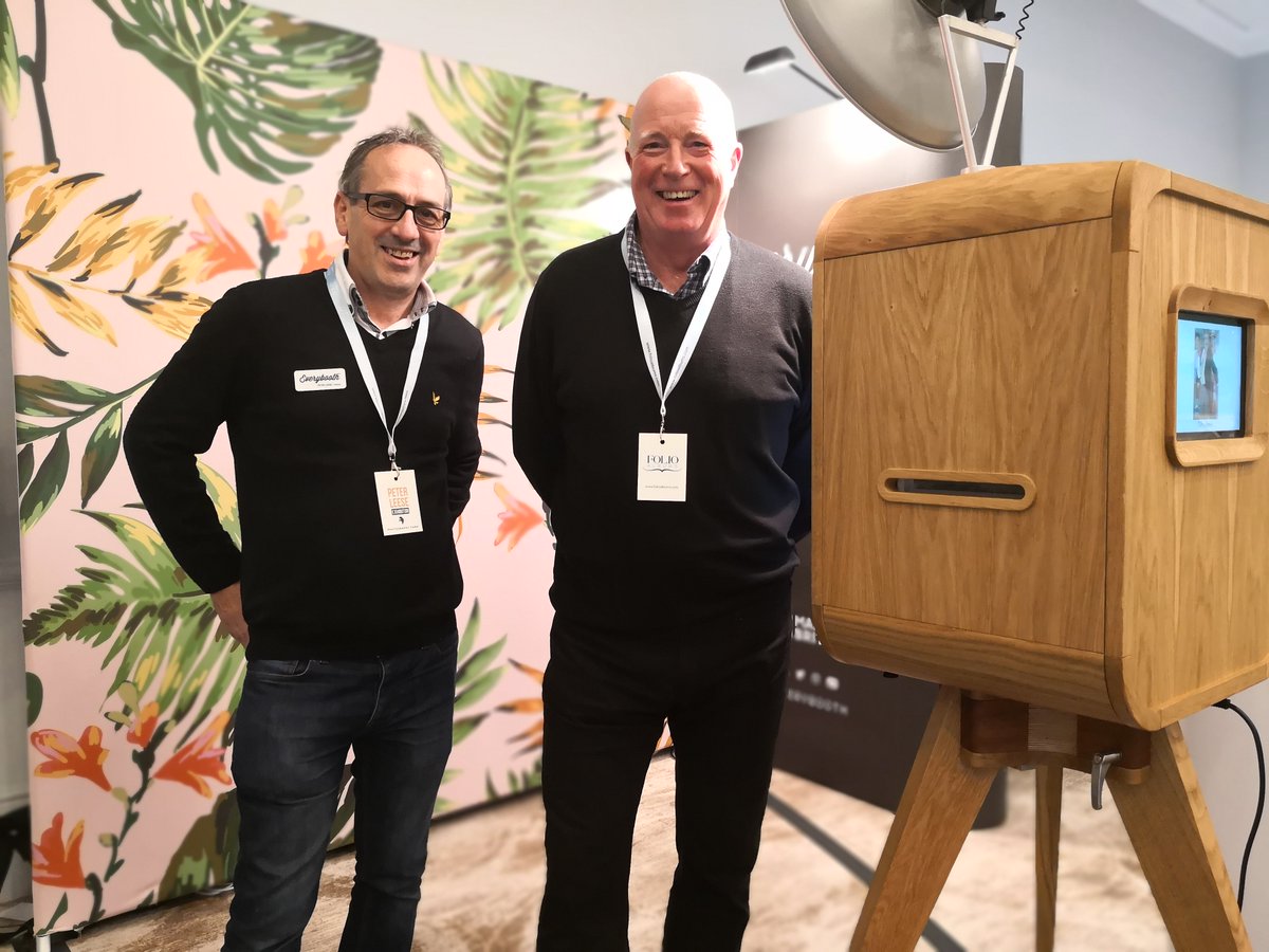 CitizenPhotoPr's tweet photo. #OfficialPhotoPartner @Everybooth have been busy presenting their excellent #Photobooth solutions with @PhotographyFarm #farmersmarket in #Brighton for the last 2 days.
The perfect partner for #Events & #PoweredByCitizen
#EventPhotography #WeddingPhotography https://t.co/HdJRGg4Mzt