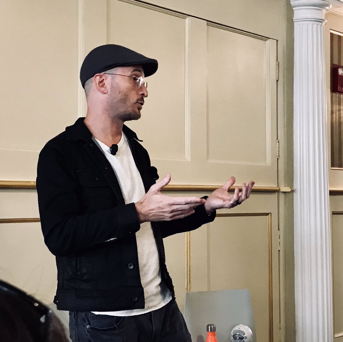 akselkoie's tweet photo. “I really believe in the hero’s journey” An honest Darren Aronofsky - who regrets nothing professionally - is perhaps a movie traditionalist? #FoST2018 #savethestories https://t.co/Xo8EaJQBRv