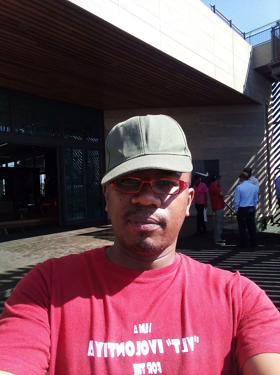 YLNS_Foundation's tweet photo. The @YLNS_Foundation today engaged with the people of Soweto together to resolve issues that affect societies in a bad way. A great initiative by @MAPONYAMALL2 https://t.co/GAjaRWxVIq