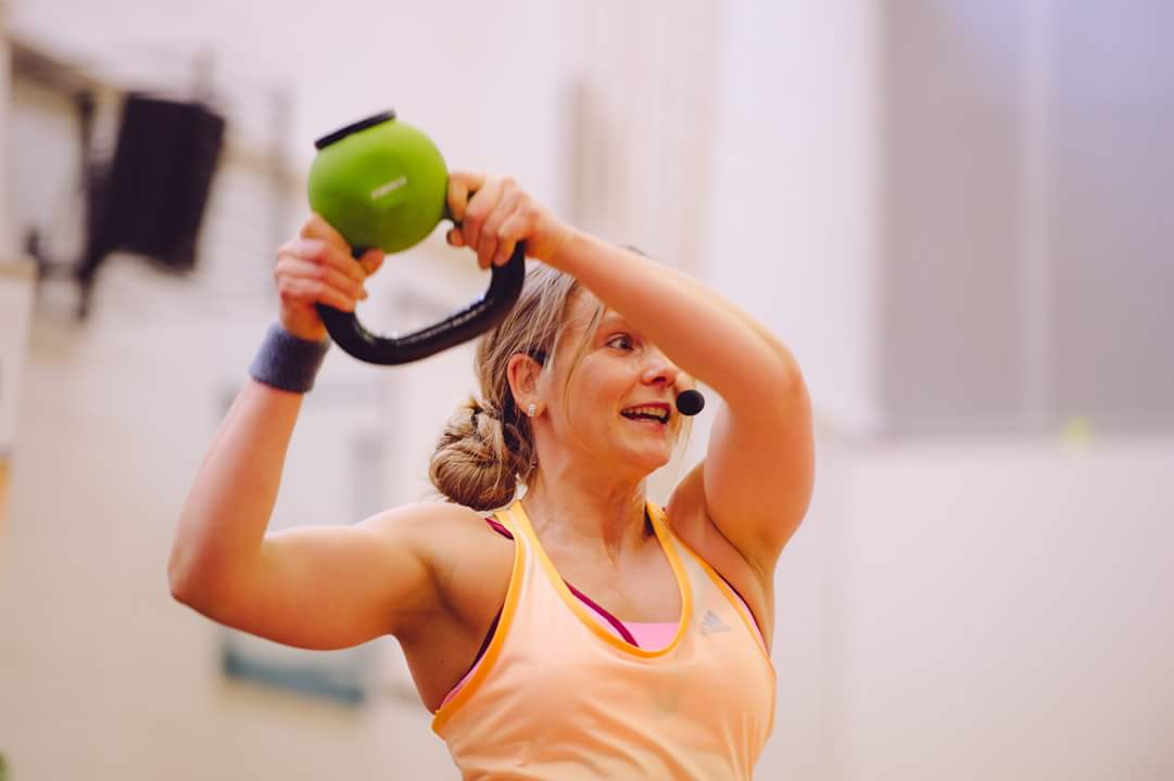 Kuntoon kahvakuulalla? Torstaisin #Oulunkylä'n ala-asteella 19-20, ja päälle tunti kehonhuoltoa. Oma kuula ja alusta mukaan. Tule! #helsinki #liikunta #kuntoilu