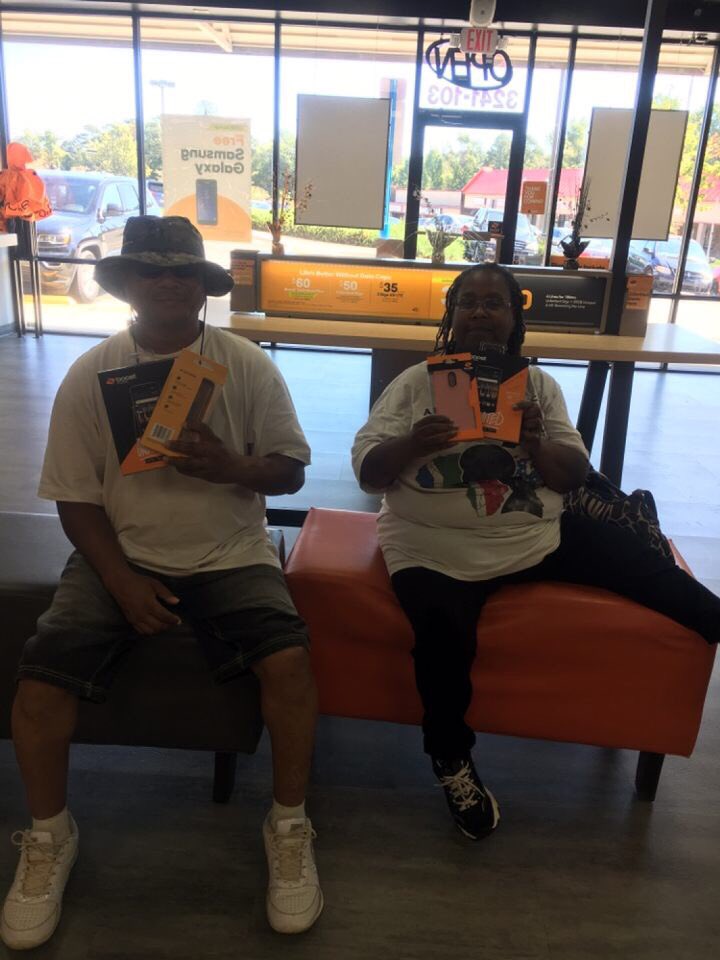 _WirelessWorld's tweet image. Customers are loving out BOGO promos!! @JeffMarshBOOST @shawnatspg @SPG_A