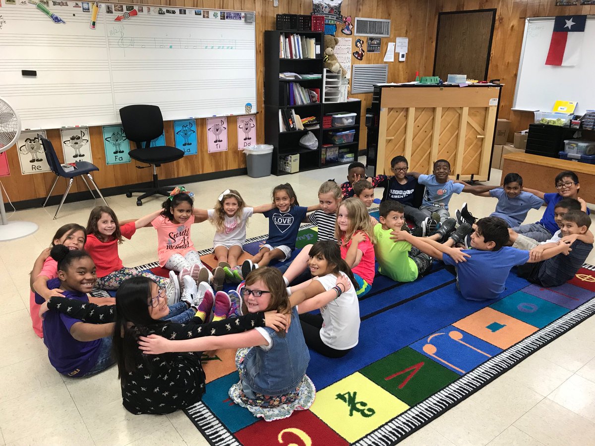 Practicing our group singing and rhythm activities today! ❤️ ⁦<a href="/KuehnleKISD/">Kuehnle Elementary</a>⁩