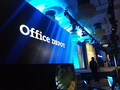 My day one report from #SmartSheetEngage conference in Seattle. This company has gone from a simple spreadsheet on steriods concept to a "thing" focused on rich collaboration and IMHO - supply chain management in the workflow arena. Read! ow.ly/trmk30m5iZw #Officedepot