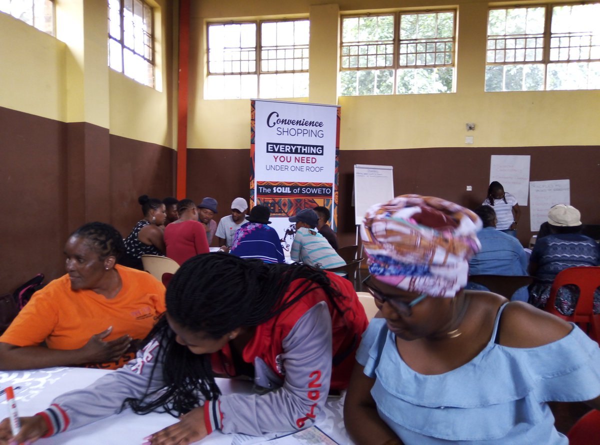 YLNS_Foundation's tweet photo. The @YLNS_Foundation today engaged with the people of Soweto together to resolve issues that affect societies in a bad way. A great initiative by @MAPONYAMALL2 https://t.co/GAjaRWxVIq