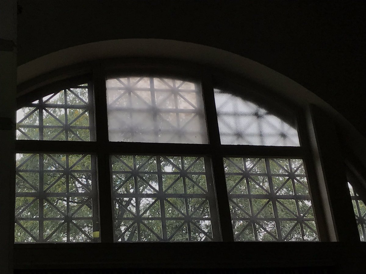 NotesRachels's tweet image. This one window in walker has three different types of glass. Is this because certain lanes were broken in the past? And why couldn’t they find matching glass #brokenwindow #replacementwindow #changeovertime