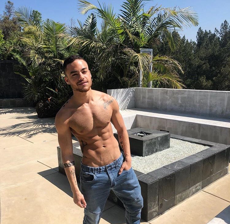 BottomRp's tweet image. “Hey daddy, I’m your slut, use me”
Lewd account for gay pornstar Beaux Banks!
Likes it hard
No nasty stuff
Bottom, only RP-ing with tops
Sexy and big ass
Loves some group fuck, tho
Call me names
Age can be switched easily 
RT and Like, Please? 
             ❤️🍑🍆🔥