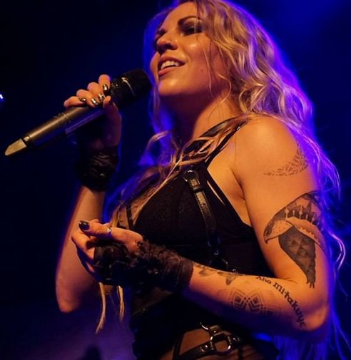 BarryBFritz's tweet photo. Kobra and the Lotus (@KATLofficial) Unveil Album Details For ‘Prevail
II’+ New U.S. Tour Dates:https://t.co/tNbu0hes7I
and-the-lotus-unveil-album-details-for-prevail-ii/
🤘#kobraandthelotus #napalmrecords #Prevail2 #kobrapaige
https://t.co/530nusIDCS https://t.co/BIJz7SKmWy