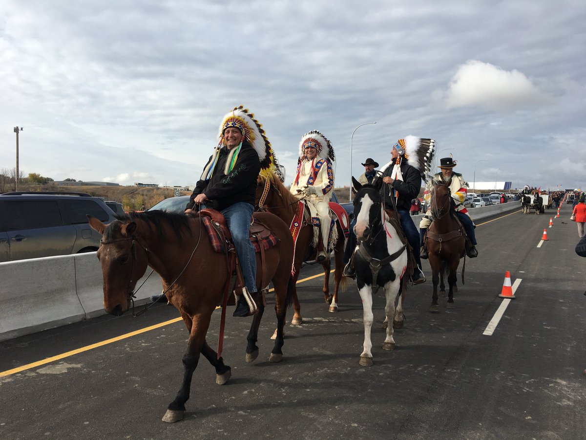 KevinWaugh_CPC's tweet photo. Yesterday the people of Saskatoon joined together at #ChiefMistawasisBridge & #TrafficBridge where local cultural entertainment and history was shared as members of community celebrated the successful completion of @cityofsaskatoon #BridgingToTomorrow project! #yxe #CityofBridges https://t.co/UNKb4qbz2p