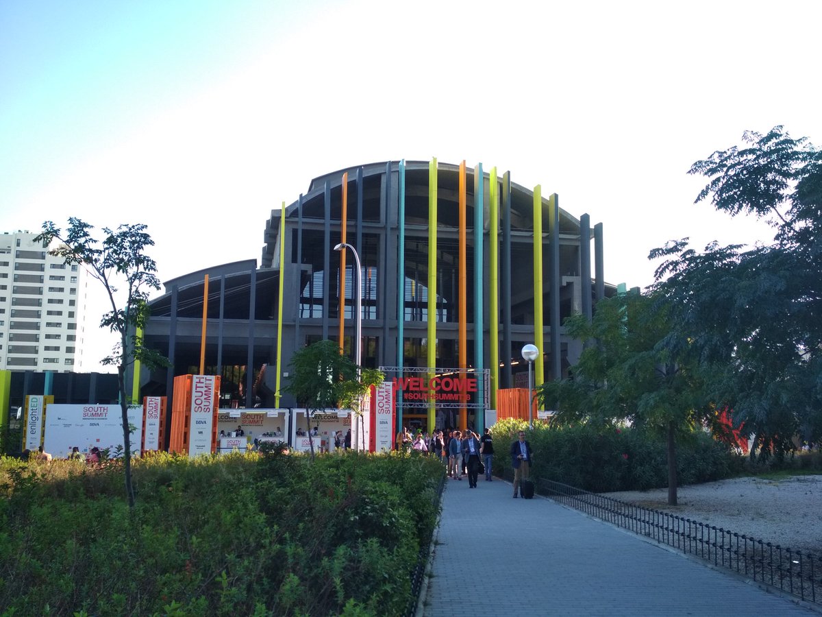 SigmaRail's tweet photo. Wonderful session at @south_summit, tomorrow the big day! Come to see our pitch at 13.00pm in the sandbox stage
#innovation #southsummit18 #datadrivenrevolution https://t.co/Z8i2DdY7hh