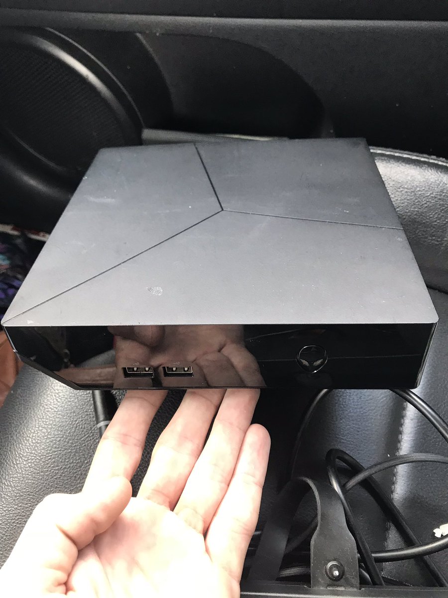 TheCagedShooter's tweet photo. This could be fun 😏 #alienware #pc #pcgaming #asm100 https://t.co/t3xuFZRgkx