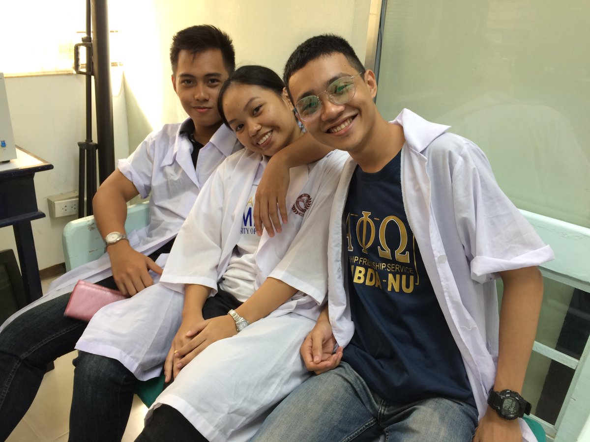 BinsentL's tweet photo. Third-wheeling <3 #Irreg https://t.co/Nn4T1Hkx7e