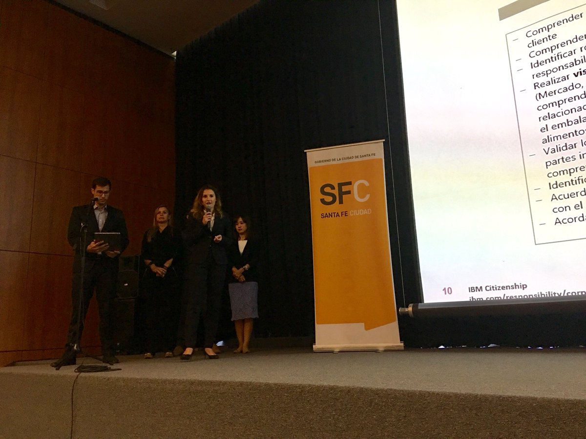 PieraCurotto's tweet photo. Presentación final del team #CSCAR6 para @Basfe2 con recomendaciones y acciones concretas para llevar al Banco de Alimentos de @SantaFeCiudad al siguiente nivel @citizenIBM @IBMArgentina @DigitalOppTrust #GoodTechIBM #IBMCSC @EmpleosIBMLatam @CarinaSpero @ValeGGC https://t.co/ivkLngOEfl