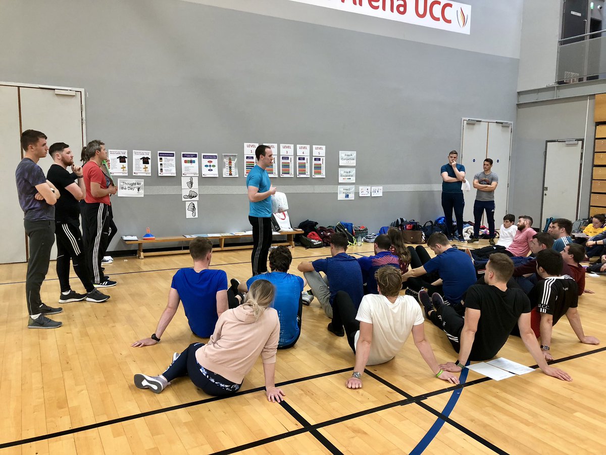 UCCSSPE's tweet photo. @UCCSSPE #4thYears #CurriculumModels #instructionalmodels #DesigningLearning Super ideas for innovating models #pupilcentred #authentic @PDSTpe @JCforTeachers @DrFiChambers https://t.co/Q6ikkA9Ajk