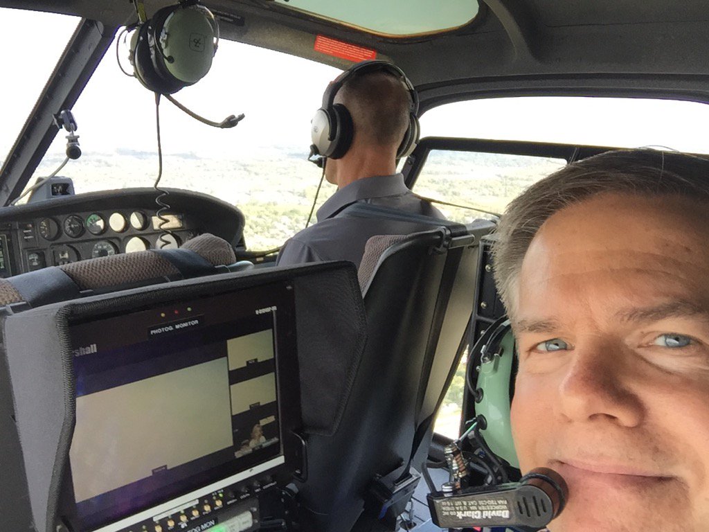 SteveWainfor's tweet photo. Foggy day to fly with Chopper 4 pilot Randy Boggs. https://t.co/CH9tWV6Q3V