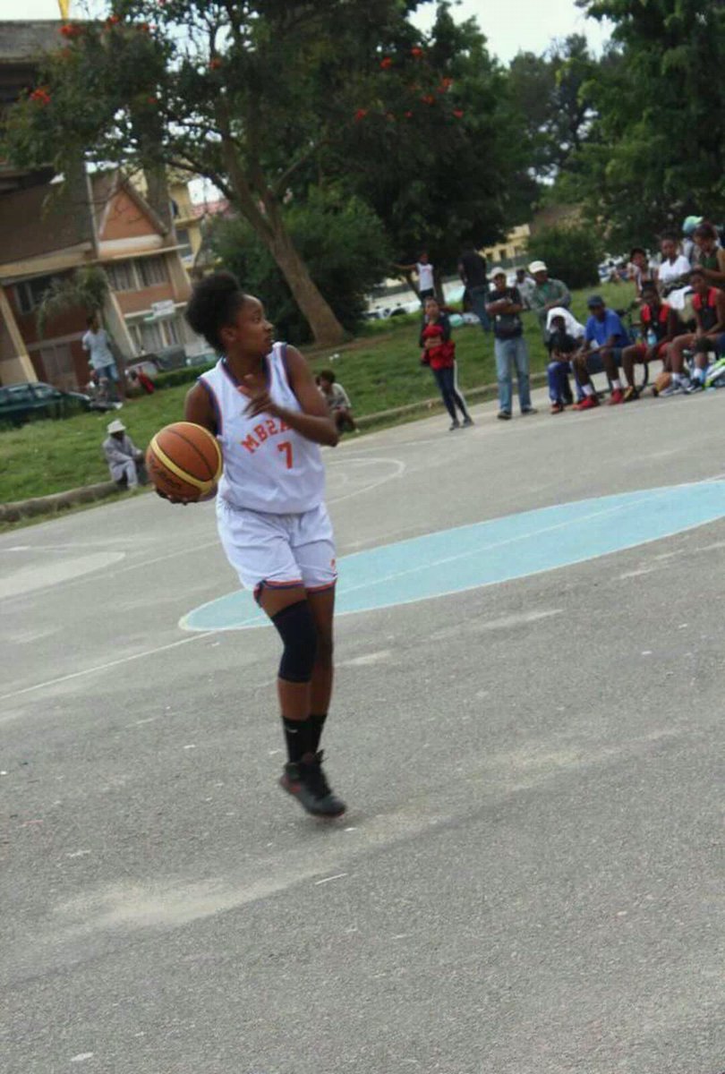 HarisoaChristi3's tweet photo. #Number7
#Basketteuse #TeamMB2ALL https://t.co/vdeRTAbH6g