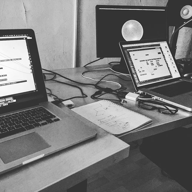 julienbayle's tweet photo. Dedicated deep learning #maxforlive and #max8 #session for @maximedangles at @julien.bayle.studio .
.
.
#audi #programming #maxmsp #er301 #modular #abletonlive #ableton #liveobjectmodel #opengl #visuals #marseille https://t.co/SriRYL5tks https://t.co/0iAzaNMGuI