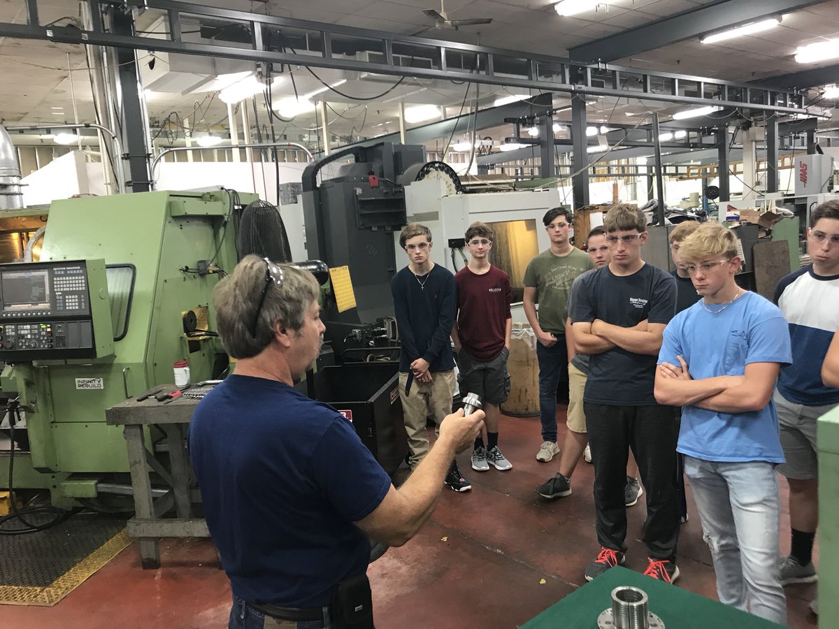 couplingcorp's tweet image. Celebrating Manufacturing Week with a group of students from Dallastown High School #IMakeinPA