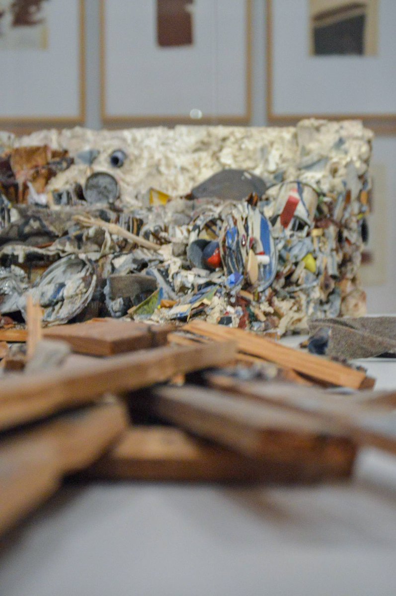samfairbankss's tweet photo. #ENVT400, Art made of compacted trash @agotoronto https://t.co/n3fngiDbMA