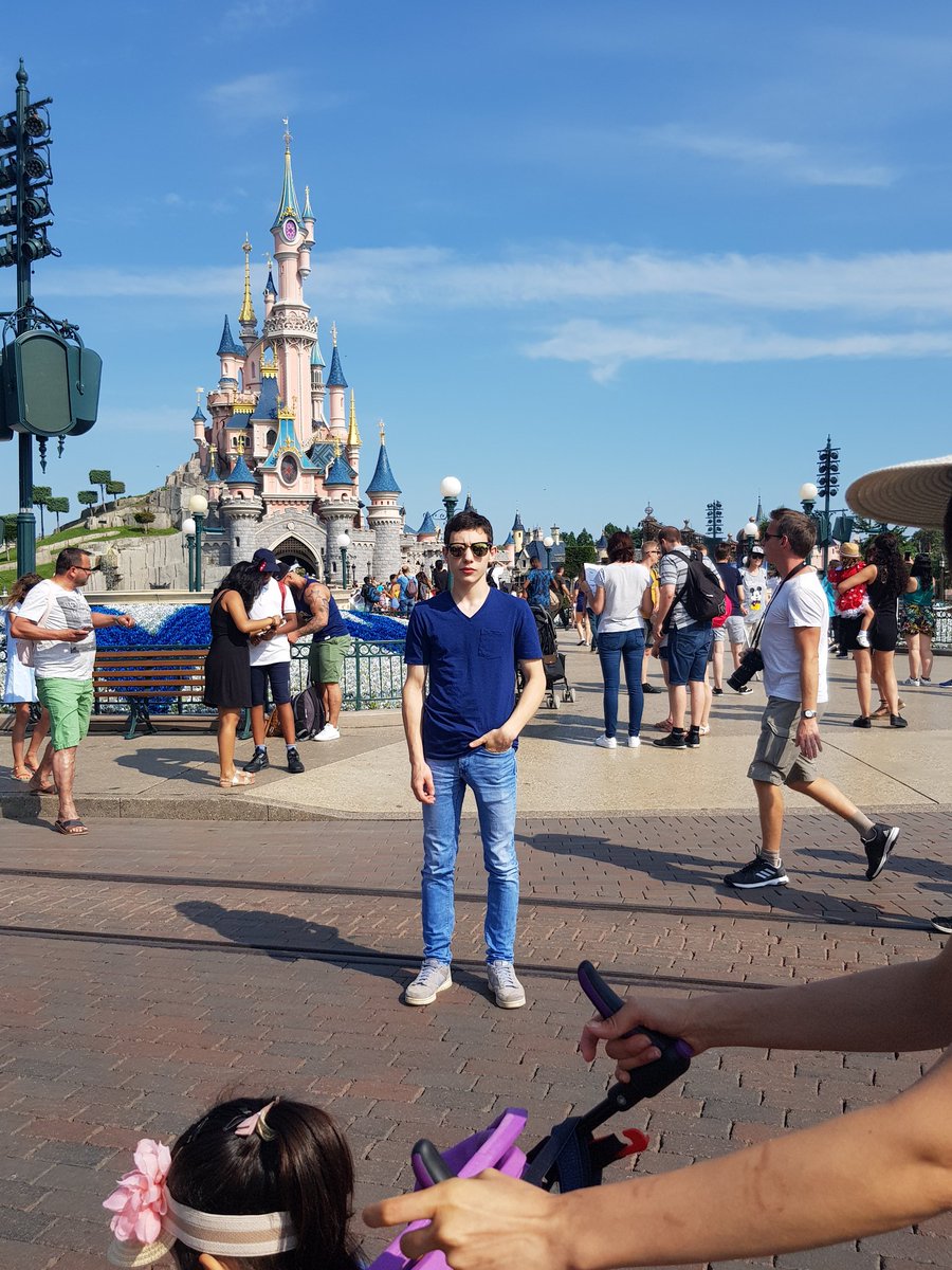 Auure_Lie's tweet photo. Parce que ce garçon c'est ma petite merveille 💕 #Nationalboyfriendday 

@Dark_Zorkan https://t.co/EL1FoxKAag