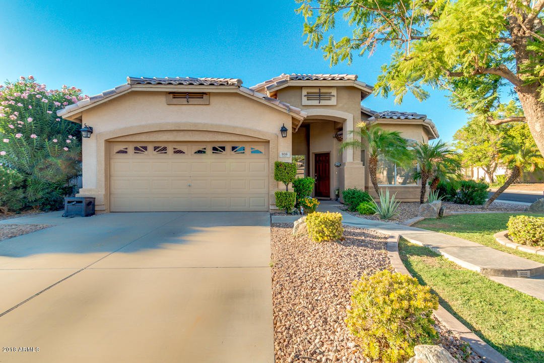 Looking for an energy efficient home in Gilbert that's $450K and under? 🏡 We just made your search for your perfect home a little bit easier :) 

bit.ly/2xBfwtL

#GilbertHomes #Gilbert #LiveinGilbert #Realtor #RealEstate