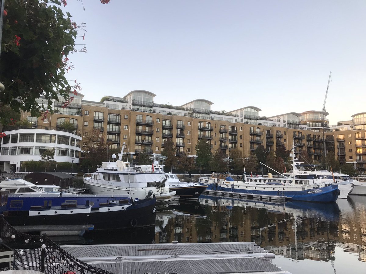 Restaurant hopping in St Catherine’s Dock. 5 restaurants in 3 hours. What a great part of London