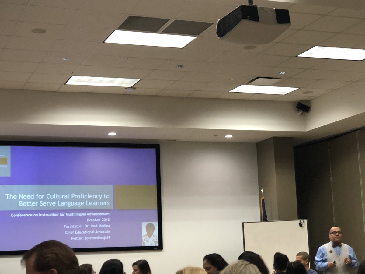 GRangel5th's tweet photo. What an amazing and engaging presentation by @drjosemedina on cultural proficiency and bilingualism. Great to see former colleagues as well. #CIMA2018 #LockhartISDBilingual #ABSproud https://t.co/AtC80DH4Sf