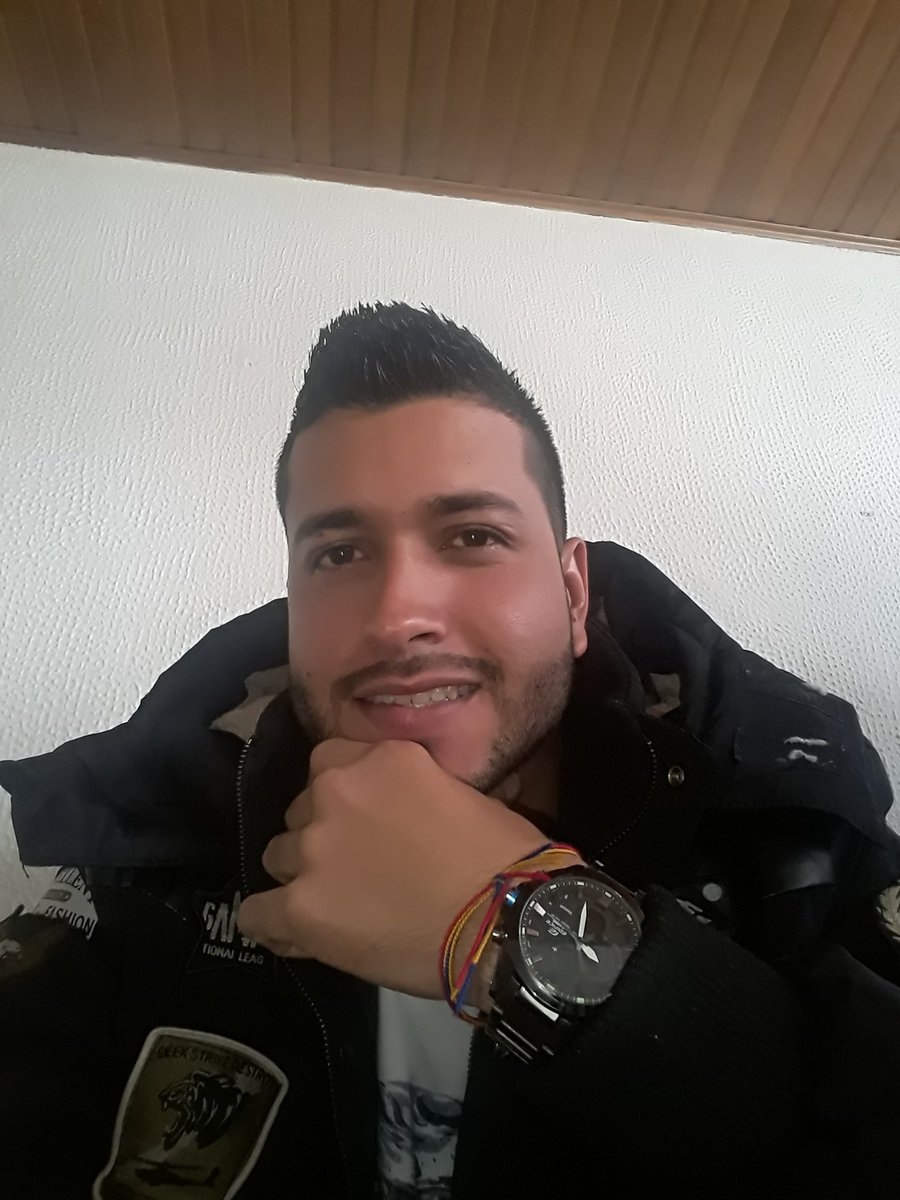 Alexqui28847863's tweet photo. @bogotanasensual Hola amor yo estoy en bogota y estoy disponible https://t.co/PZM0kLRLuM
