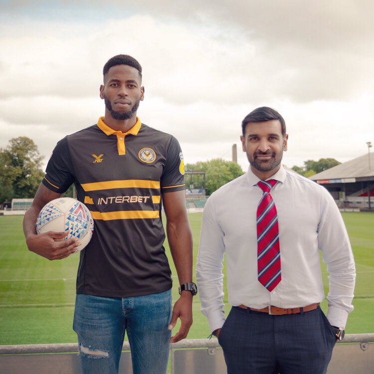 bhav_patel1's tweet photo. Great day speaking with @NewportCounty footballer @j4mmaa about cardiac issues and the important of mindset in sport, looking forward to sharing the videos soon! #cardiachealth #mindsetinsport #newportcounty https://t.co/NaRkq8obCF