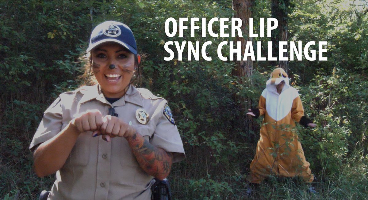 COParksWildlife's tweet image. What does the fox say? Finally, we have an answer: bit.ly/2RkpCHM

#LipSyncChallenge #OfficerLipSyncChallenge #LipSync