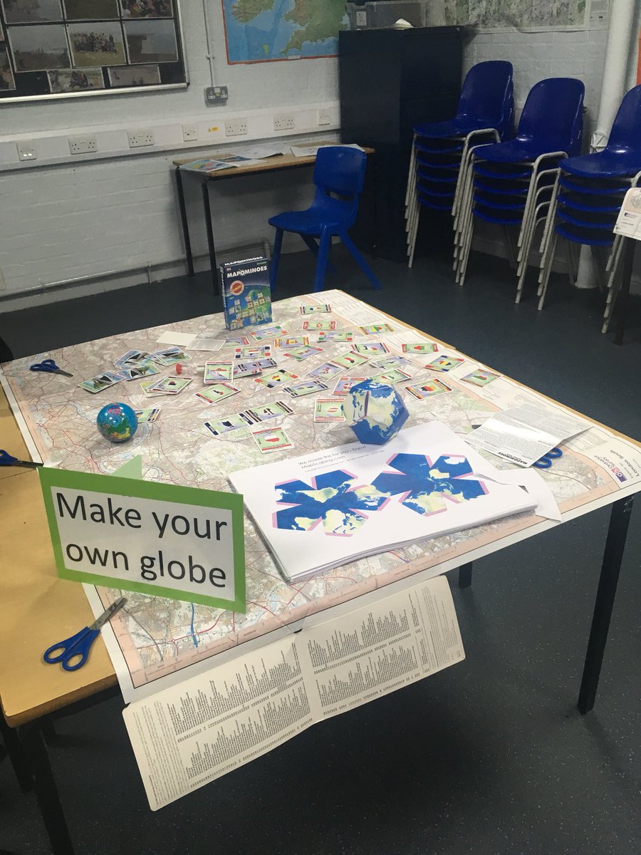 GCHumanities's tweet photo. The Geography department is all set for open evening! #GCGeog #gcopenevening https://t.co/8ScvEnMfMU