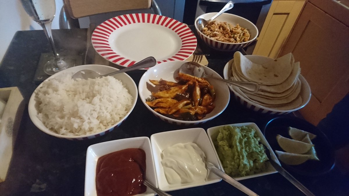 Alanaand71's tweet photo. Korean tacos from @the_spicery #AbsolutelyBanging #WallOfFame https://t.co/8GaIsKWSpv