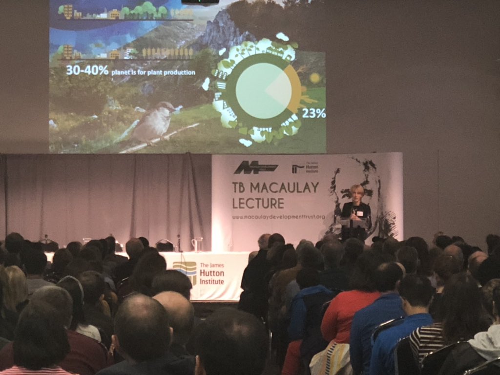 41st TB Macaulay Lecture well under way. Thanks to everyone who came along to hear @JacquieMcGlade give her talk. #TBMac18